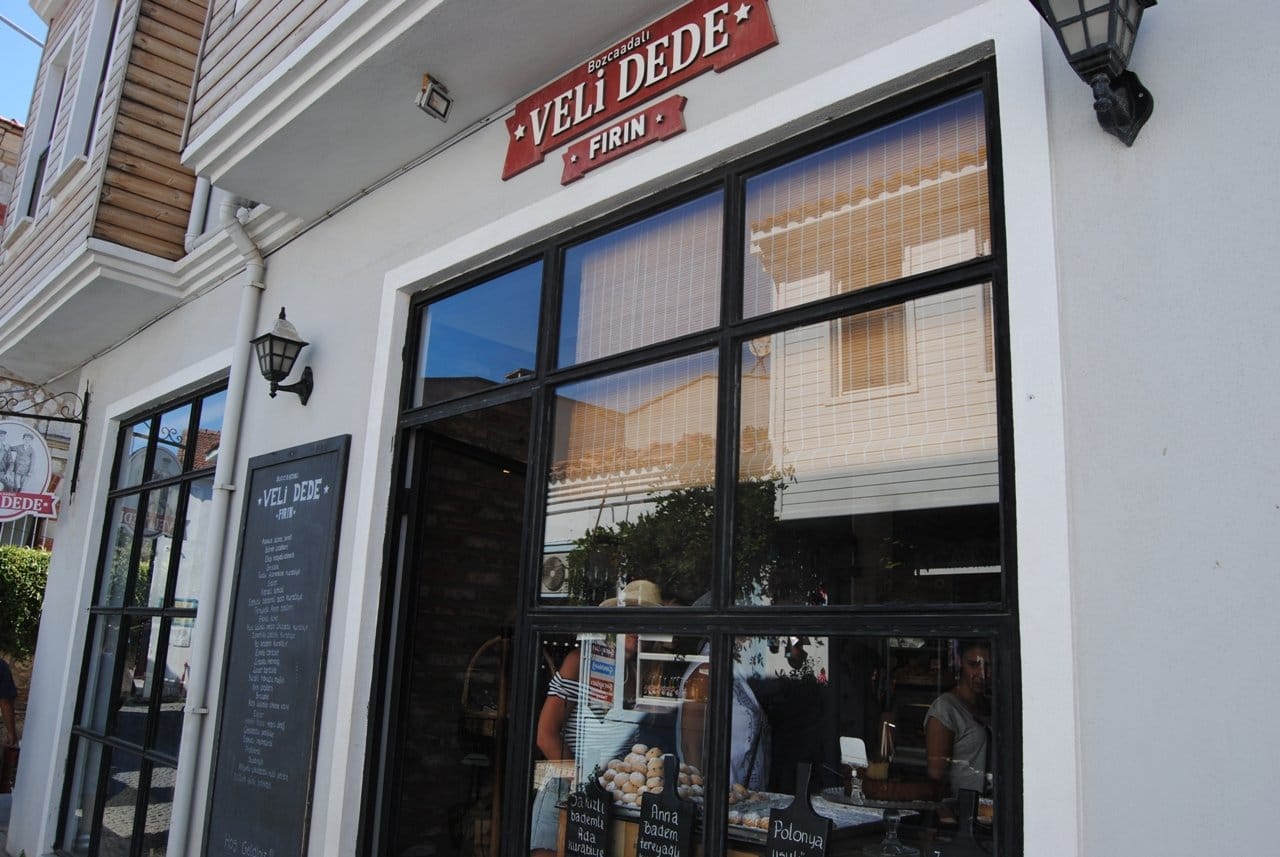 Bozcaada Kurabiyesi Nerede Yenir? 12 velidede kahvaltı