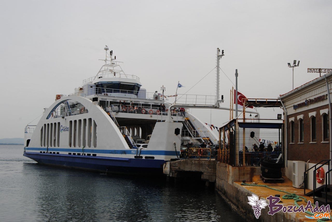 Bozcaada Feribot Seferleri & Fiyatları 2025 1 bozcaada gestaş feribot seferleri